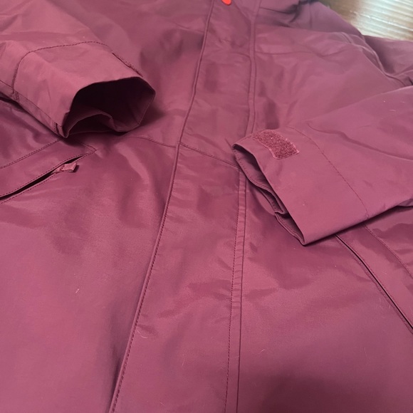 Women’s ski jacket - Picture 3 of 10